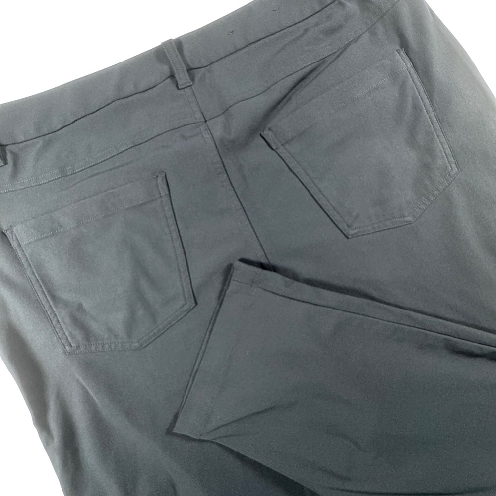 Lululemon Commission Slim Pant Mens 36 Obsidian Gray Performance Chino (36x28)